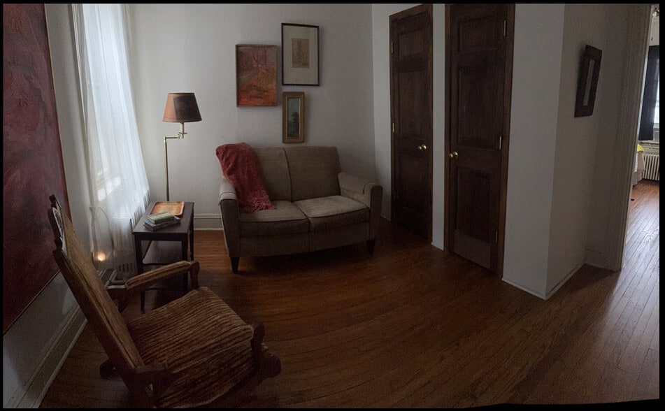 Building Photo - 128 W Louther St