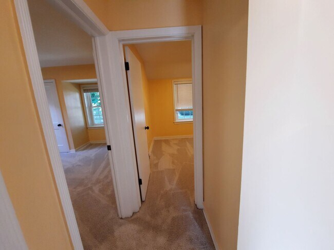 Building Photo - 3Br/2Bath House in Evanston $3,600/m