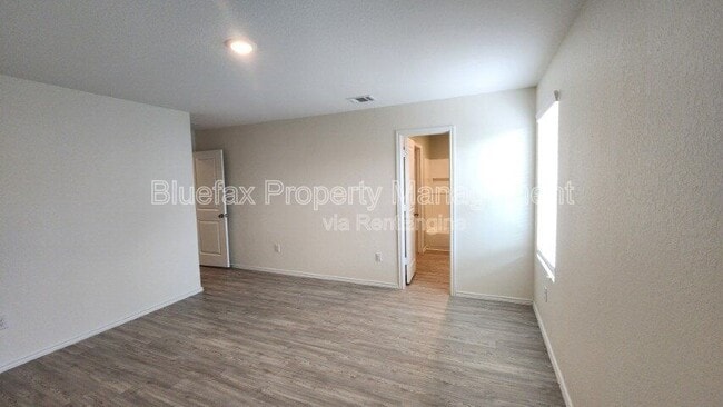 Building Photo - 13869 Llama Pl