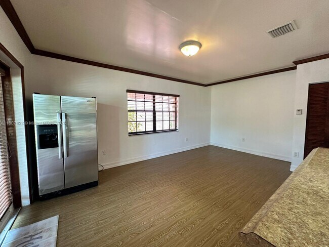 Building Photo - 7170 SW 17th Terrace