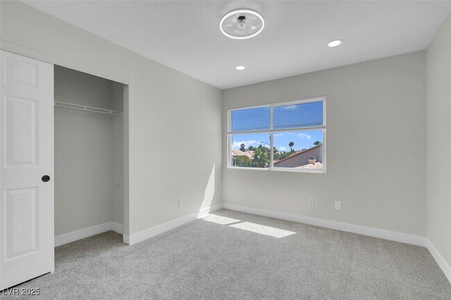 Building Photo - 3604 N Campbell Rd