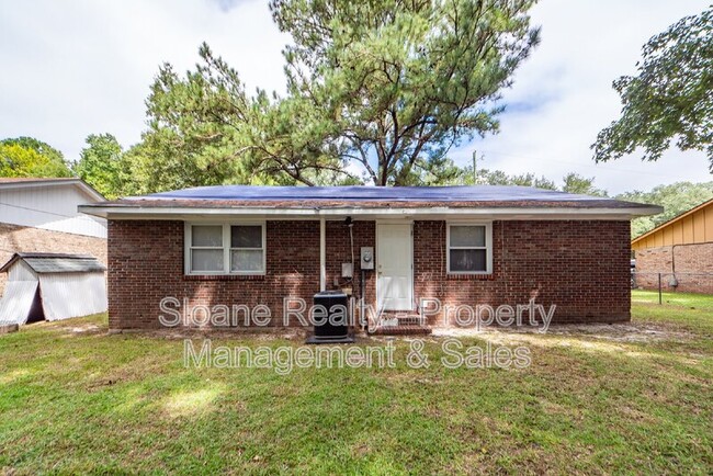 Building Photo - 207 Tupperway Dr