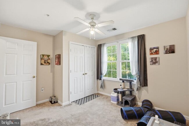 Building Photo - 12796 Fair Briar Ln