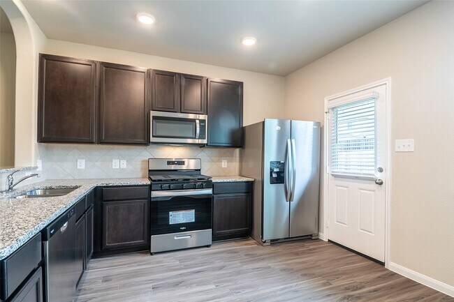 Building Photo - 3707 Cub Dr