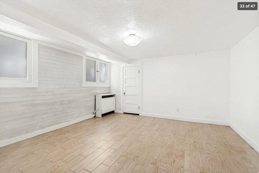 Building Photo - 1280 Laird Ave S