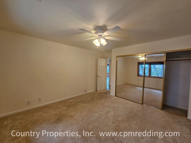 Building Photo - Back On Market! Amazing Short-Term Housing Opportunity in a Custom 4-Bedroom House!