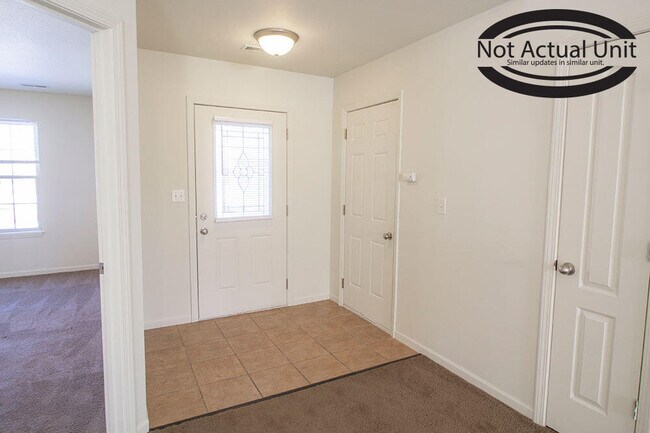 Building Photo - 1500 Bodie Dr