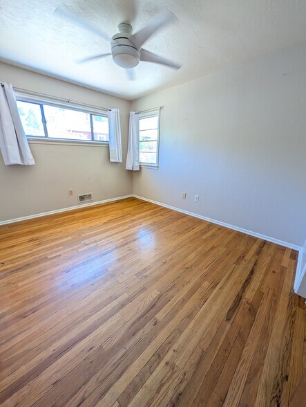 Building Photo - 517 Hill Ave