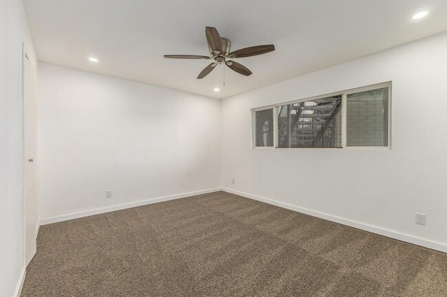 Building Photo - 6935 E 4th St