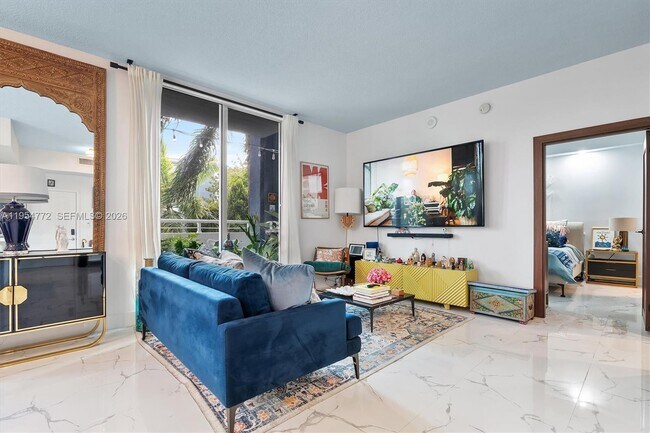 Building Photo - 275 NE 18th St