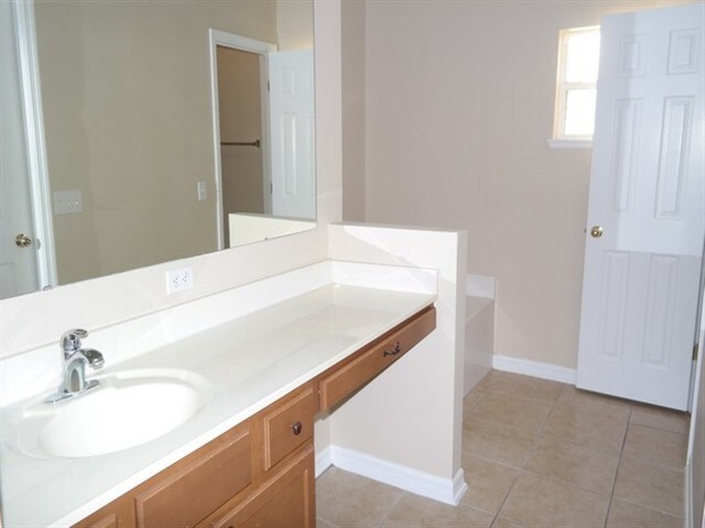 Building Photo - 312 Azores Pl