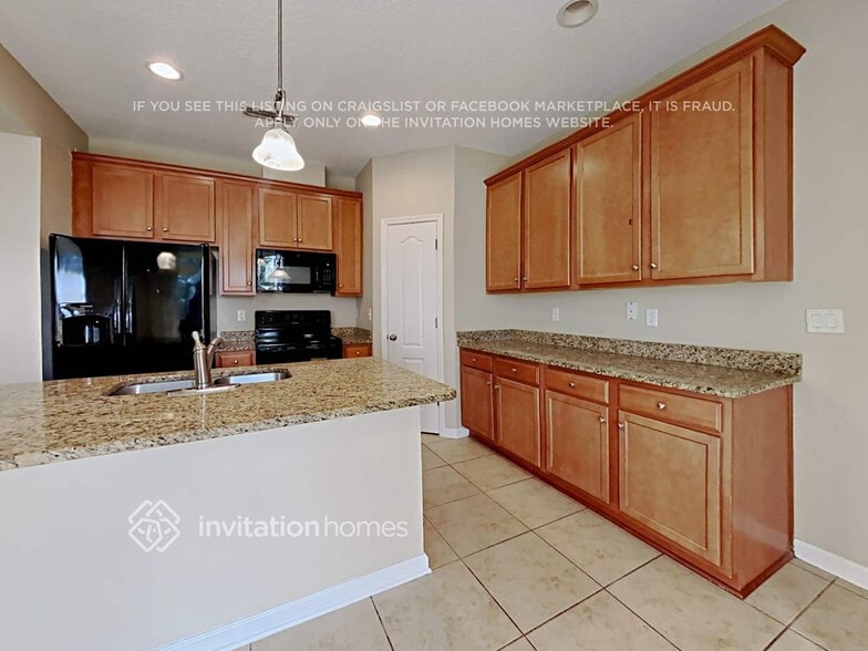 Building Photo - 899 Quiet Stone Ln