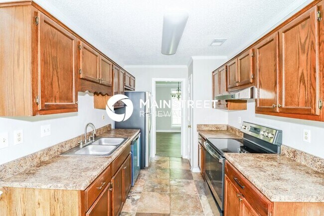 Building Photo - 4 Bedroom Pet-Friendly Home in Memphis, TN...