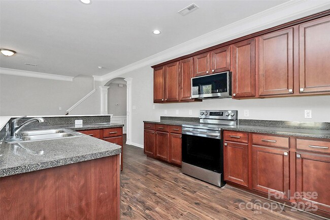 Building Photo - 3808 Herkimer Dr