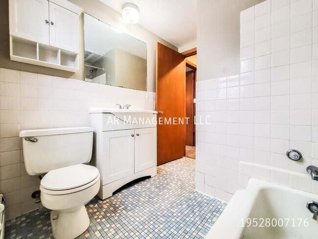 Building Photo - 11210 Sunset Trail
