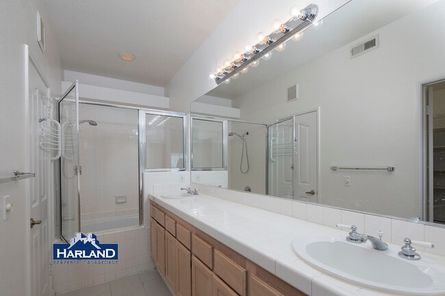 Building Photo - 7110 Calabria Ct