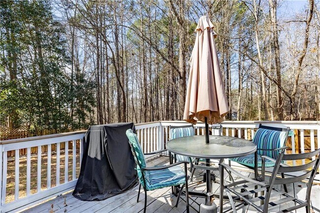 Building Photo - 1317 Hillside Ct