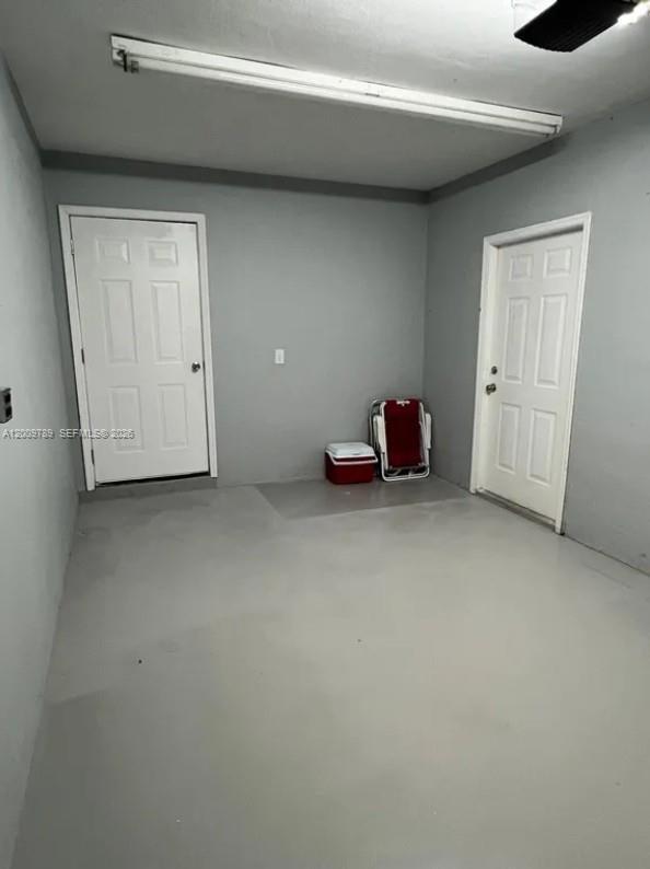 Building Photo - 5221 York Ct