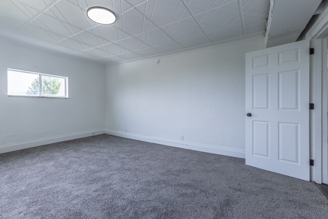 Building Photo - 1533 Arlington Ave