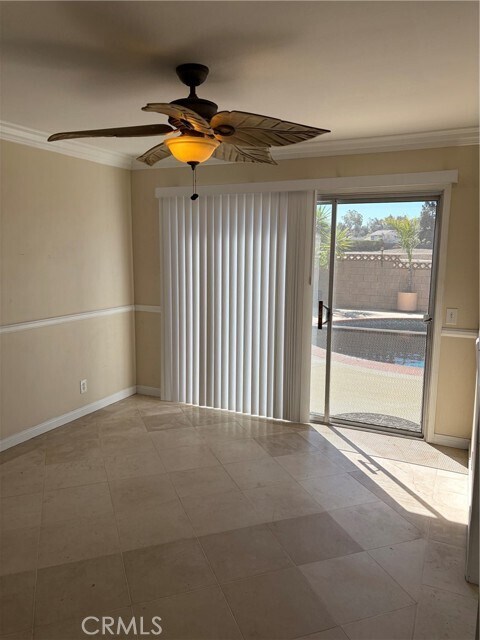Building Photo - 1742 La Mesa Oaks Dr