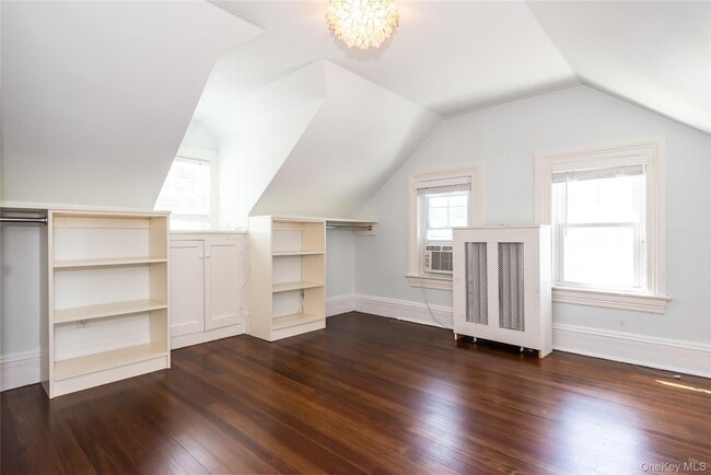 Building Photo - 21 Franklin Ave