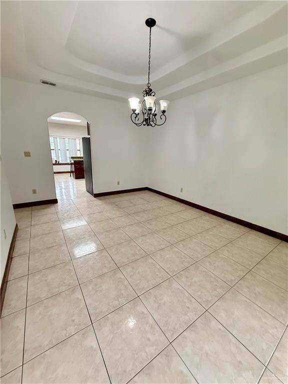 Building Photo - 18 Marble St