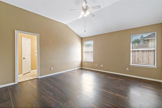 Building Photo - 2418 Orchard Run Way