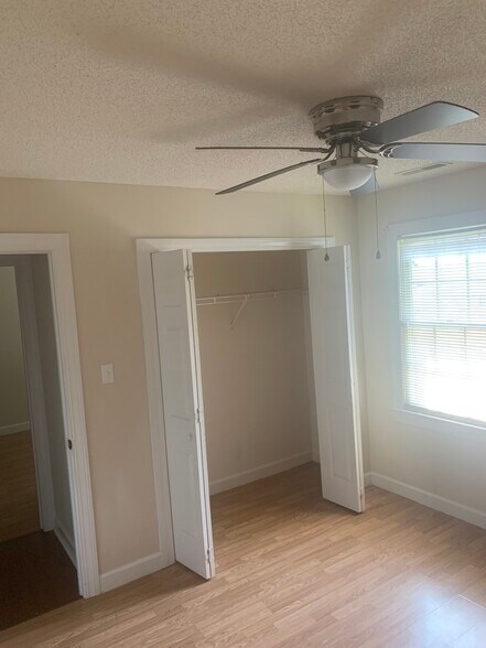 Building Photo - 2140 Tanglewood Rd