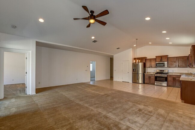 Building Photo - New lower rate and a short term lease!