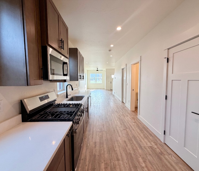 Building Photo - 604 Holstein Way