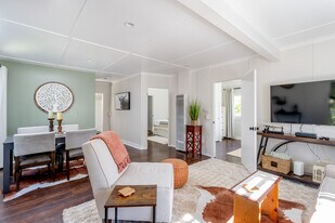 Building Photo - 273 W Carmel Valley Rd