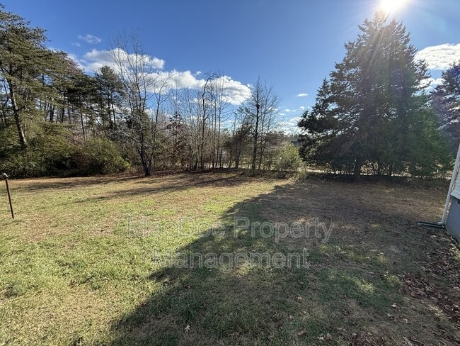 Building Photo - 3611 Shirleys Hill Rd