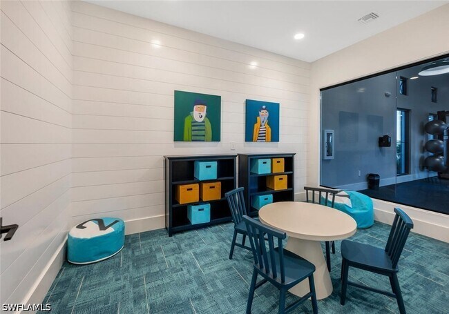 Building Photo - 4003 Pegasus Wy