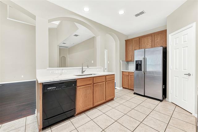 Building Photo - 4450 Sharpsburg Dr