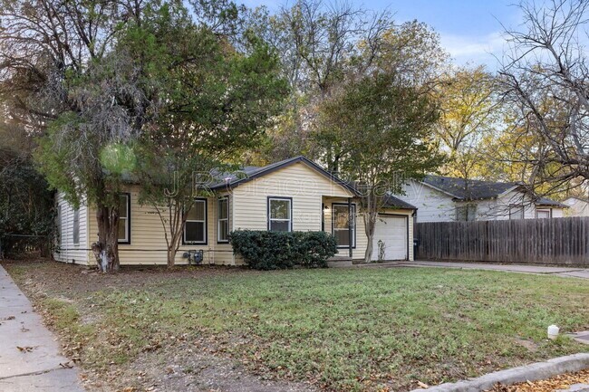 Building Photo - 2004 N 39th St