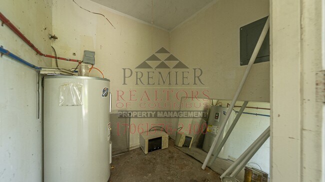 Building Photo - 1617 Woodhollow Dr