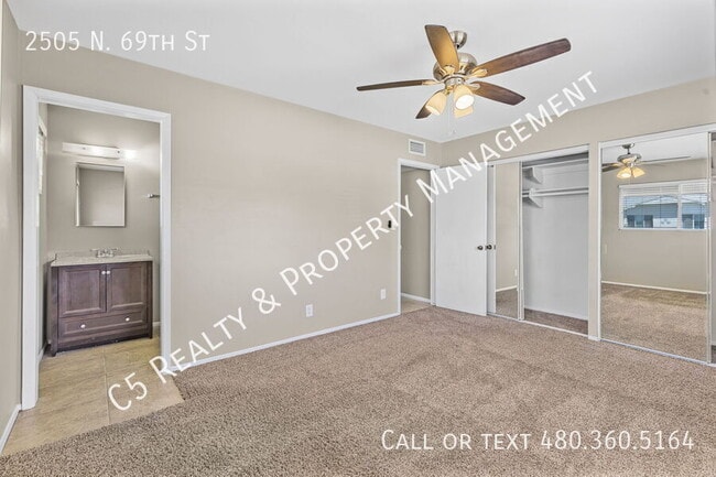 Building Photo - 2505 N 69th St