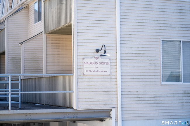 Building Photo - 3236 Madison Ave