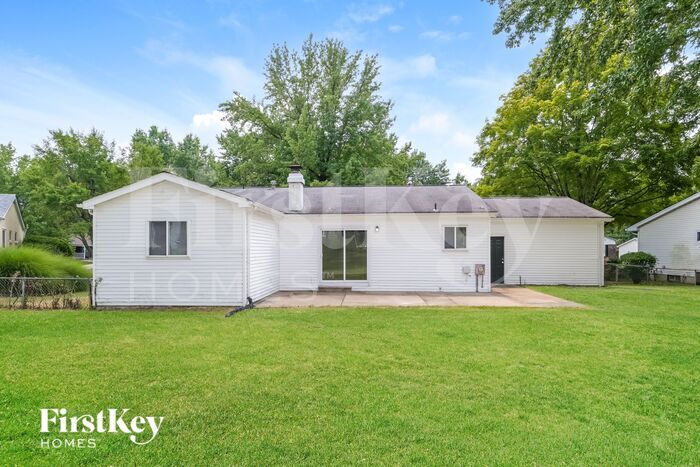 Building Photo - 6219 Silver Fox Dr