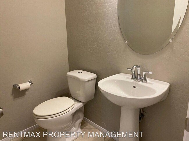 Building Photo - 4 br, 2.5 bath House - 688 CALAMUS PALMS PL