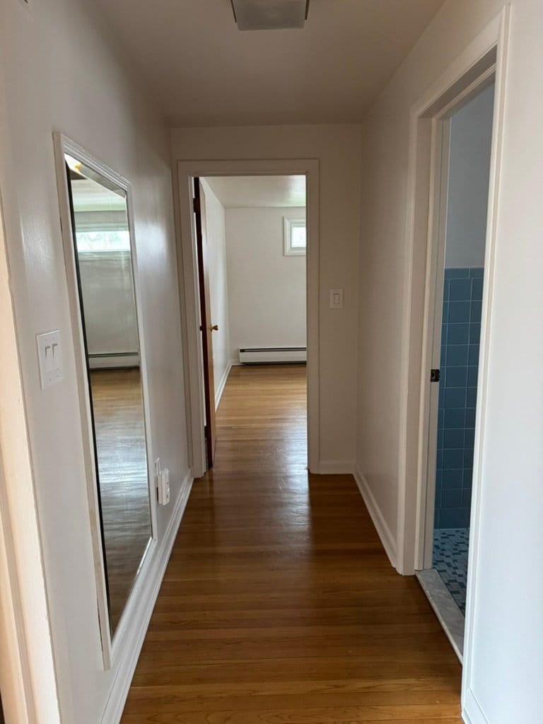 Building Photo - 307 Warren St