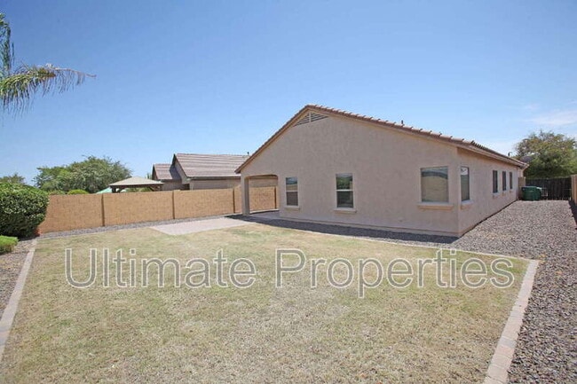 Building Photo - 18028 W Golden Ln