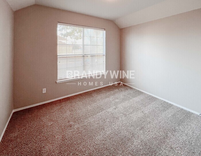 Building Photo - 806 Christine Dr