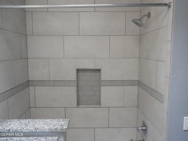 Building Photo - 12867 Ivelet Ct