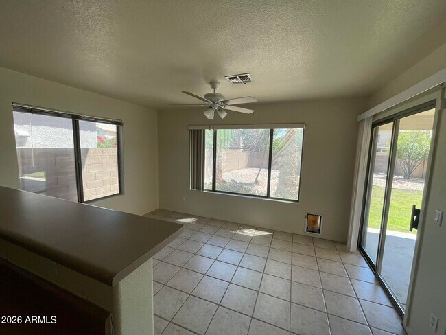 Building Photo - 4725 E Goldfinch Gate Ln