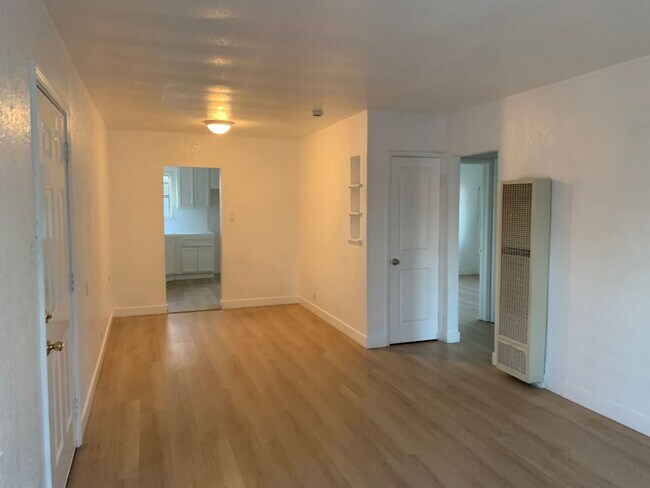 Building Photo - Tian Xiang Xu (IPM2176)