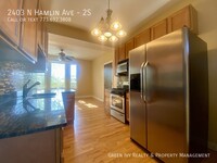 Building Photo - 2403 N Hamlin Ave