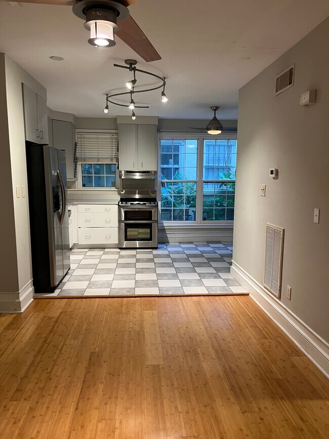 Building Photo - Abercorn Apartment