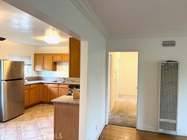 Building Photo - 5851 Woodman Ave