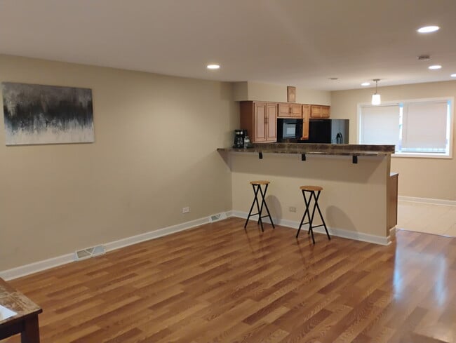 Building Photo - 9501 Sumac Rd